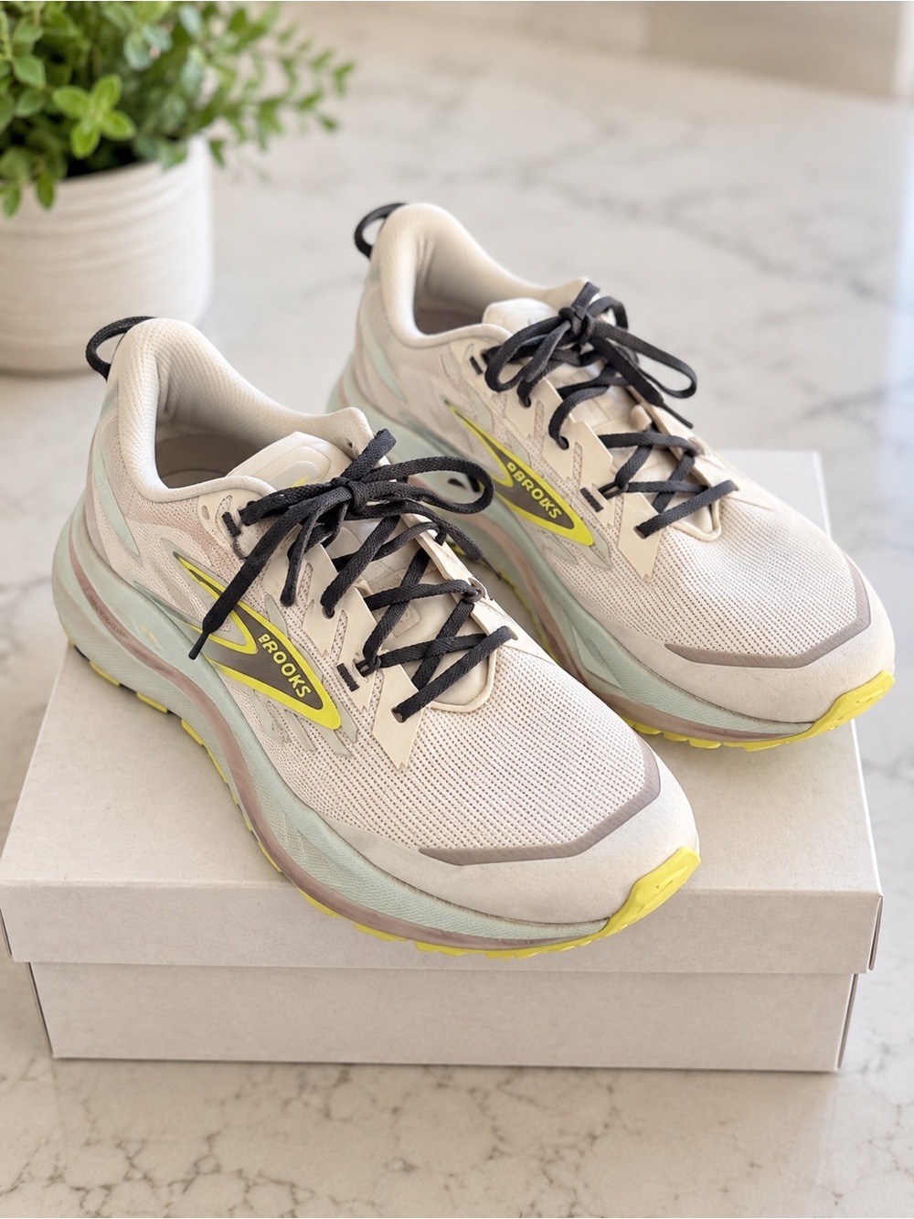 Brooks Women's Cream and Yellow Athletic Running Shoes with Black Laces